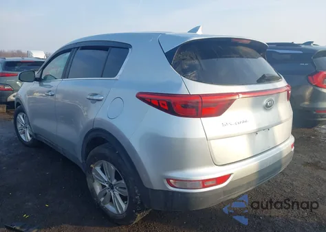 2018 Kia Sportage Lx z USA, uszkodzony, nr VIN KNDPM3AC9J7317328